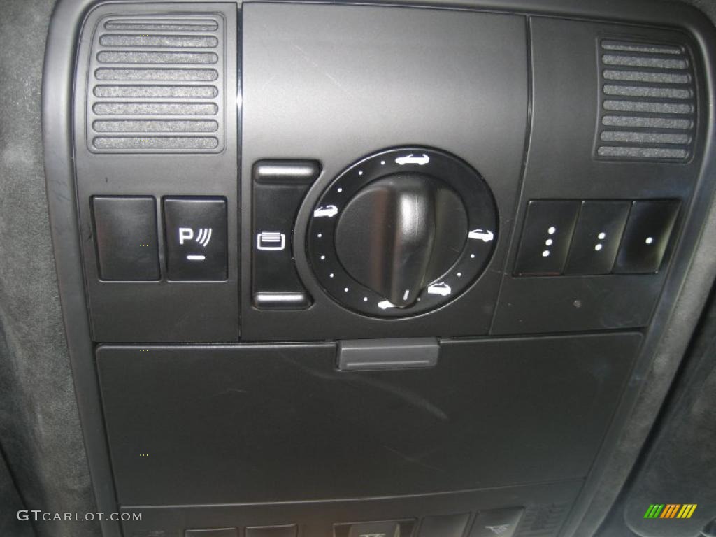 2008 Porsche Cayenne Turbo Controls Photo #39383045