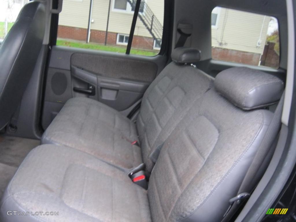 2002 Explorer XLS 4x4 - Black Clearcoat / Graphite photo #12