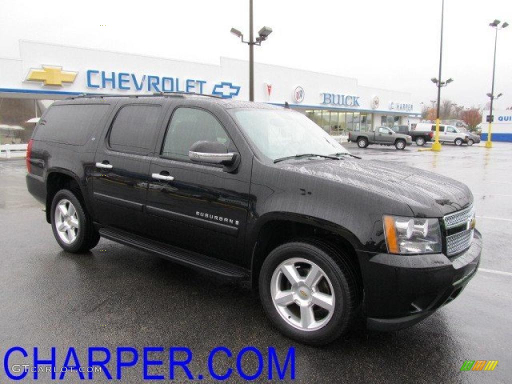 2007 Suburban 1500 LT 4x4 - Black / Ebony photo #1