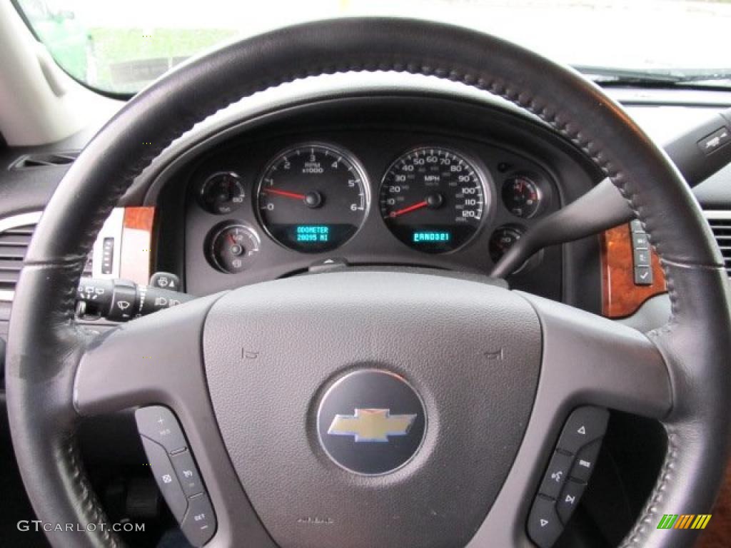 2007 Suburban 1500 LT 4x4 - Black / Ebony photo #14