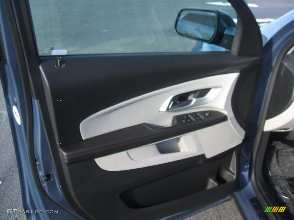 2011 Equinox LT - Twilight Blue Metallic / Light Titanium/Jet Black photo #10