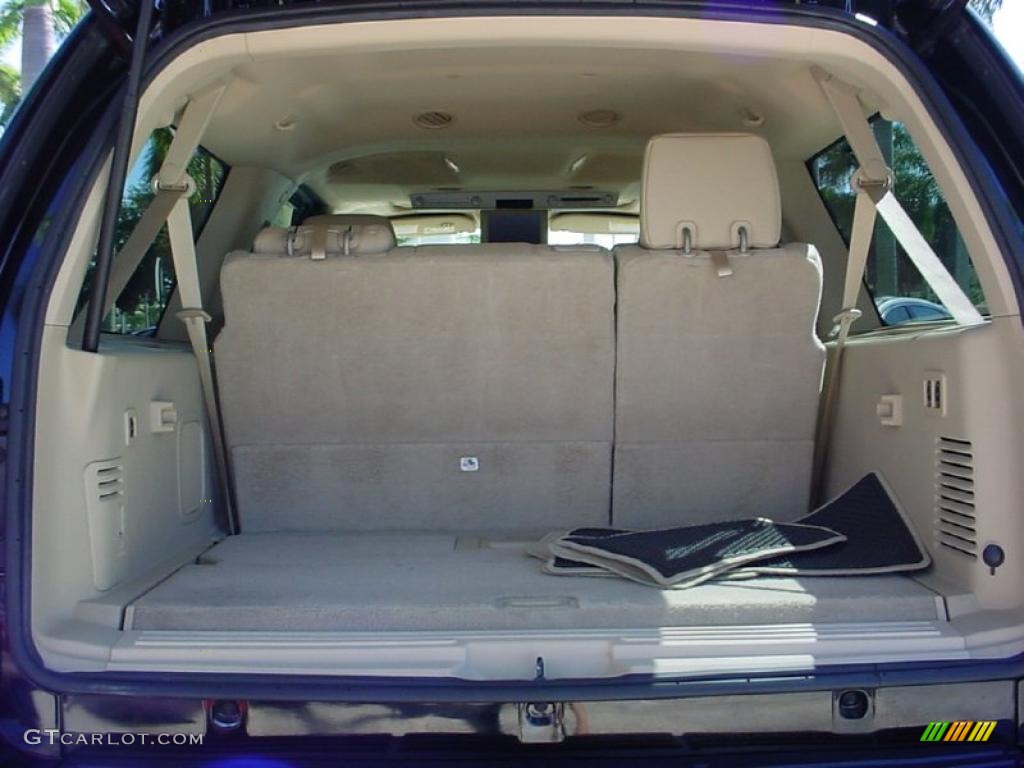 2008 Lincoln Navigator L Elite Trunk Photo #39390209