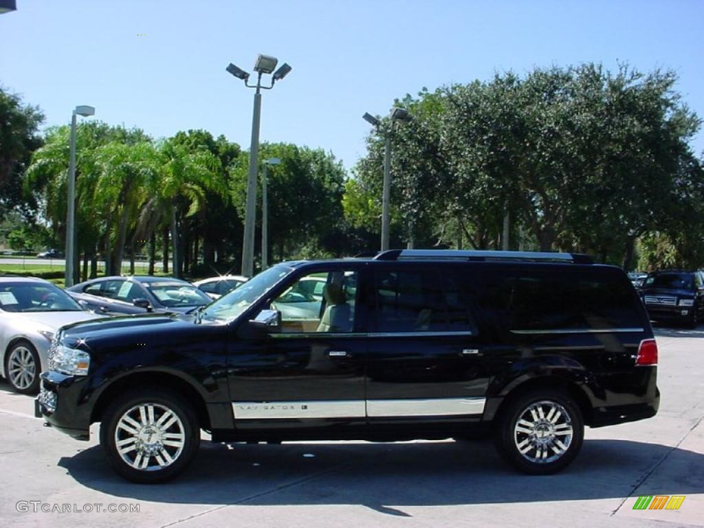 2008 Navigator L Elite - Black / Camel/Sand Piping photo #10