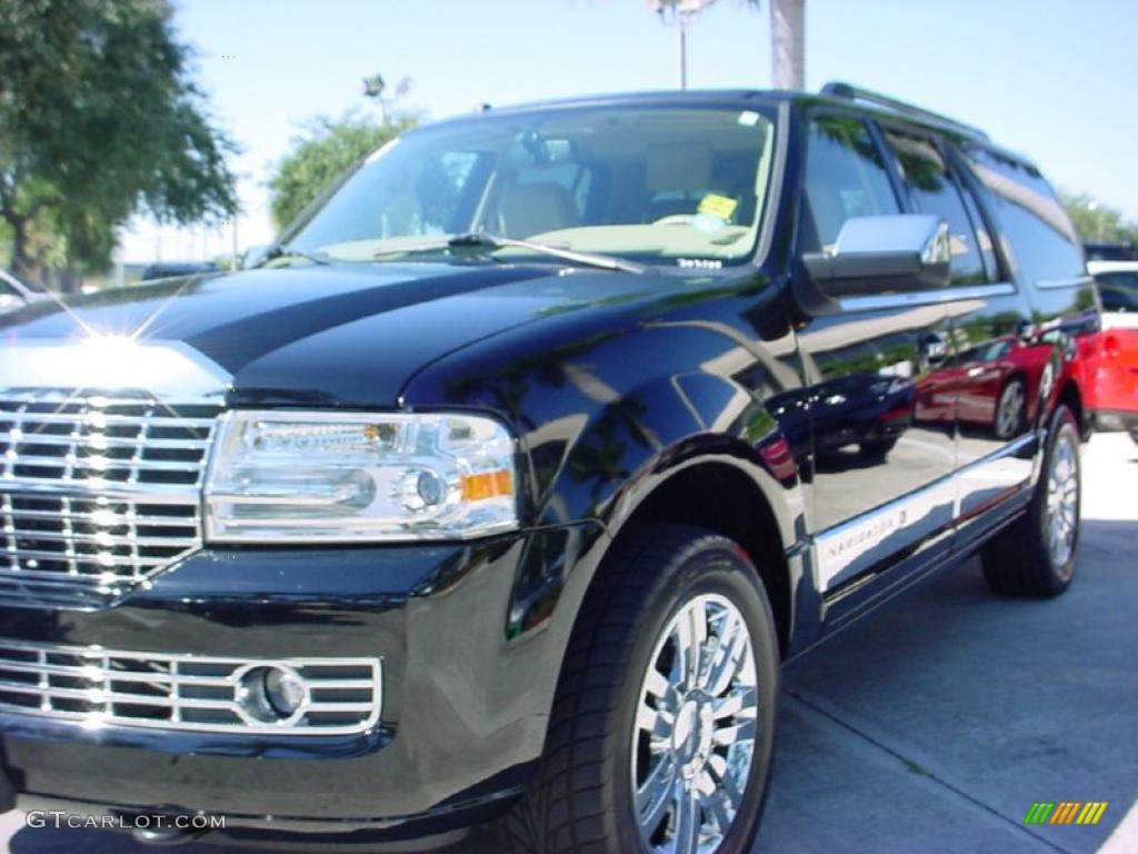 2008 Navigator L Elite - Black / Camel/Sand Piping photo #13