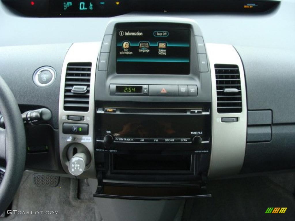 2007 Toyota Prius Hybrid Controls Photo #39391545