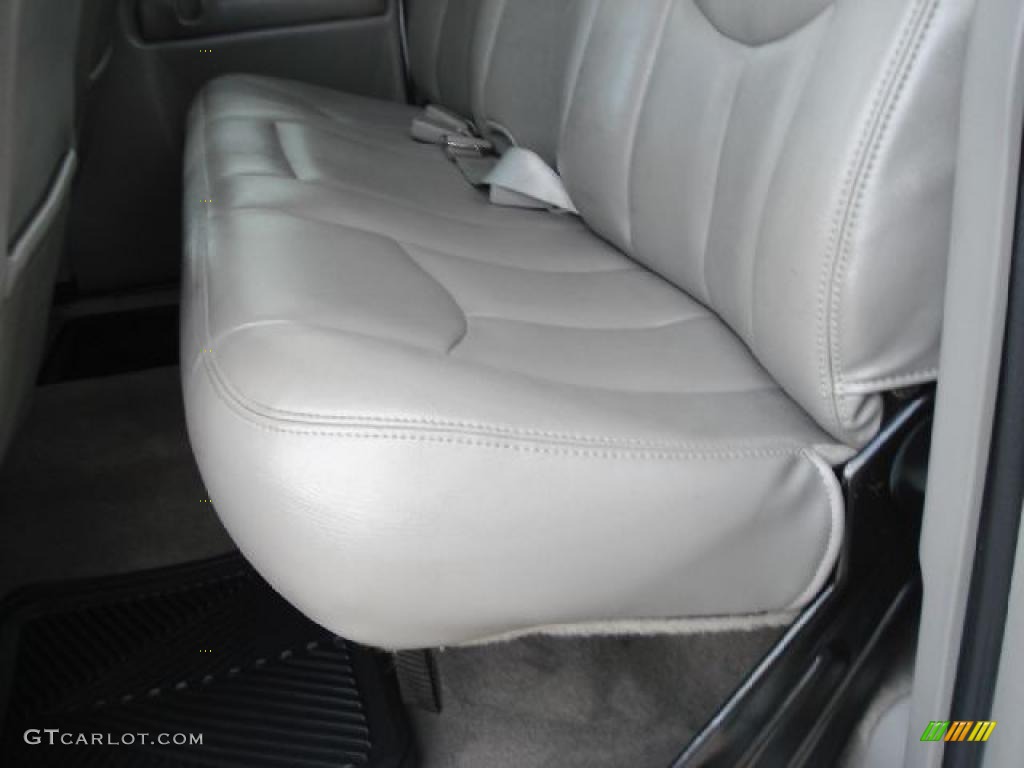 Medium Gray Interior 2003 Chevrolet Silverado 2500HD LT Extended Cab 4x4 Photo #39395421