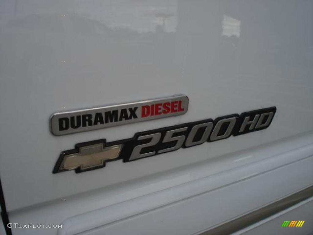 2003 Chevrolet Silverado 2500HD LT Extended Cab 4x4 Marks and Logos Photo #39395701