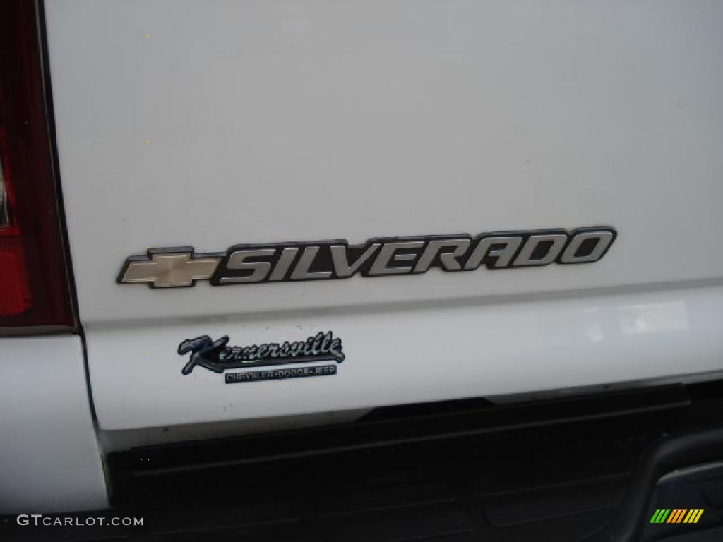 2003 Silverado 2500HD LT Extended Cab 4x4 - Summit White / Medium Gray photo #34