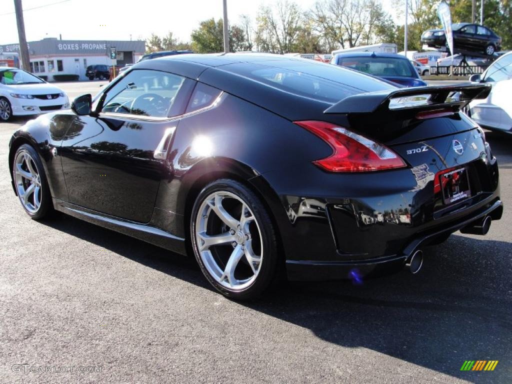 2009 370Z NISMO Coupe - Magnetic Black / NISMO Black/Red photo #4