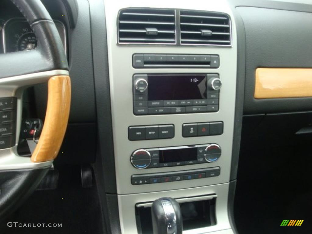 2008 Lincoln MKX AWD Controls Photo #39397341