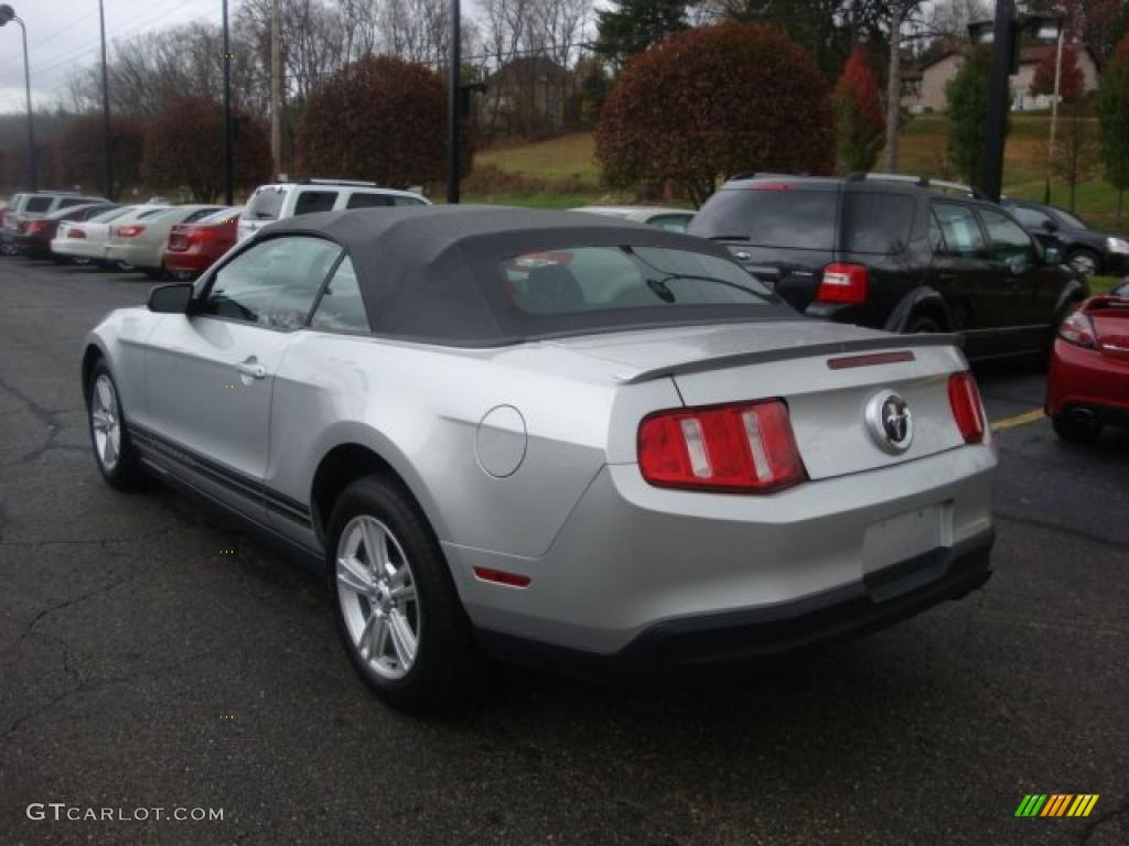 Brilliant Silver Metallic 2010 Ford Mustang V6 Convertible Exterior Photo #39397613