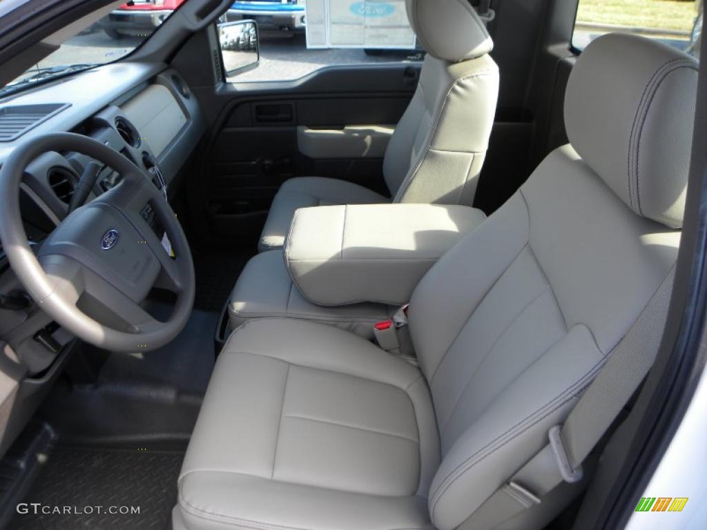 Medium Stone Interior 2010 Ford F150 XL Regular Cab Photo #39399329