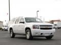 Summit White - Suburban LT 4x4 Photo No. 2