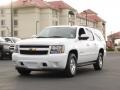 Summit White - Suburban LT 4x4 Photo No. 14