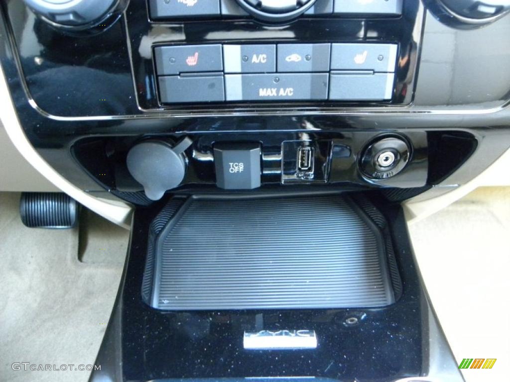 2011 Ford Escape Limited Controls Photo #39399737