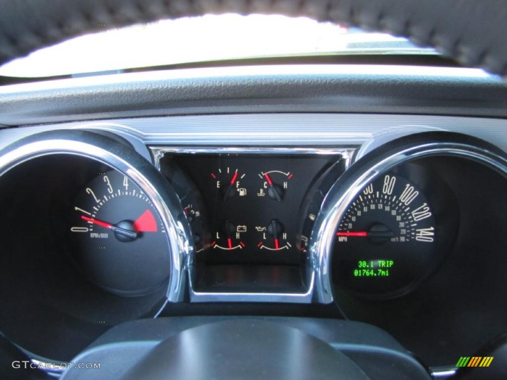 2009 Ford Mustang GT Premium Coupe Gauges Photo #39400041