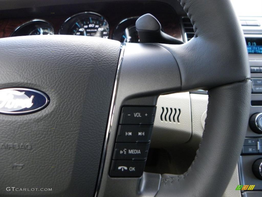 2011 Ford Taurus SEL Controls Photo #39400133