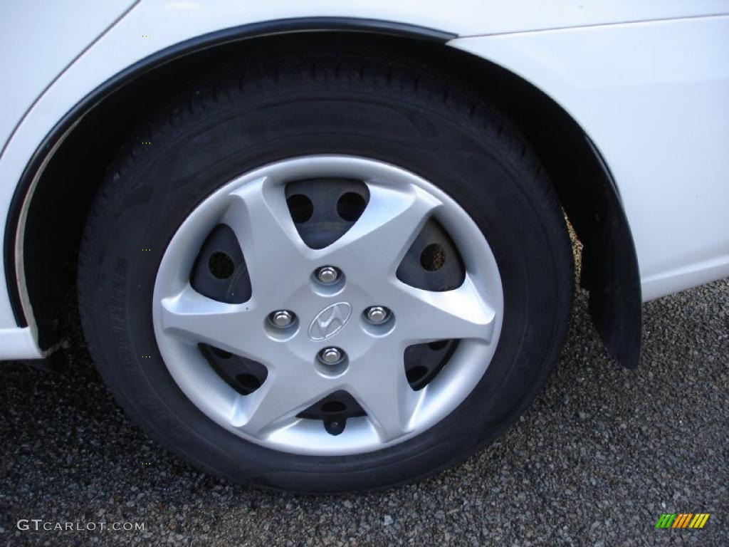 2005 Elantra GLS Sedan - Nordic White / Beige photo #8