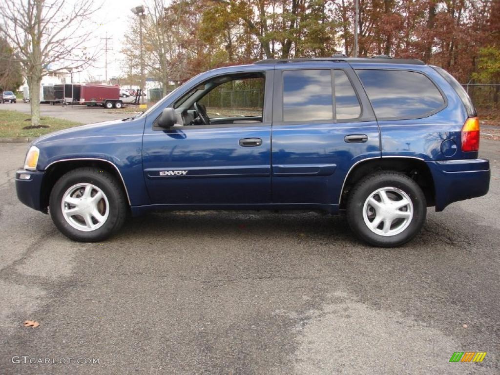 Indigo Blue Metallic 2004 GMC Envoy SLE 4x4 Exterior Photo #39402769