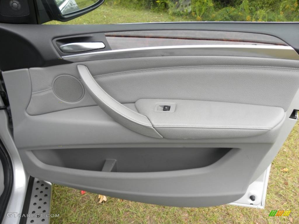 2007 BMW X5 4.8i Gray Door Panel Photo #39403329