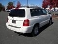 2003 Super White Toyota Highlander V6  photo #3