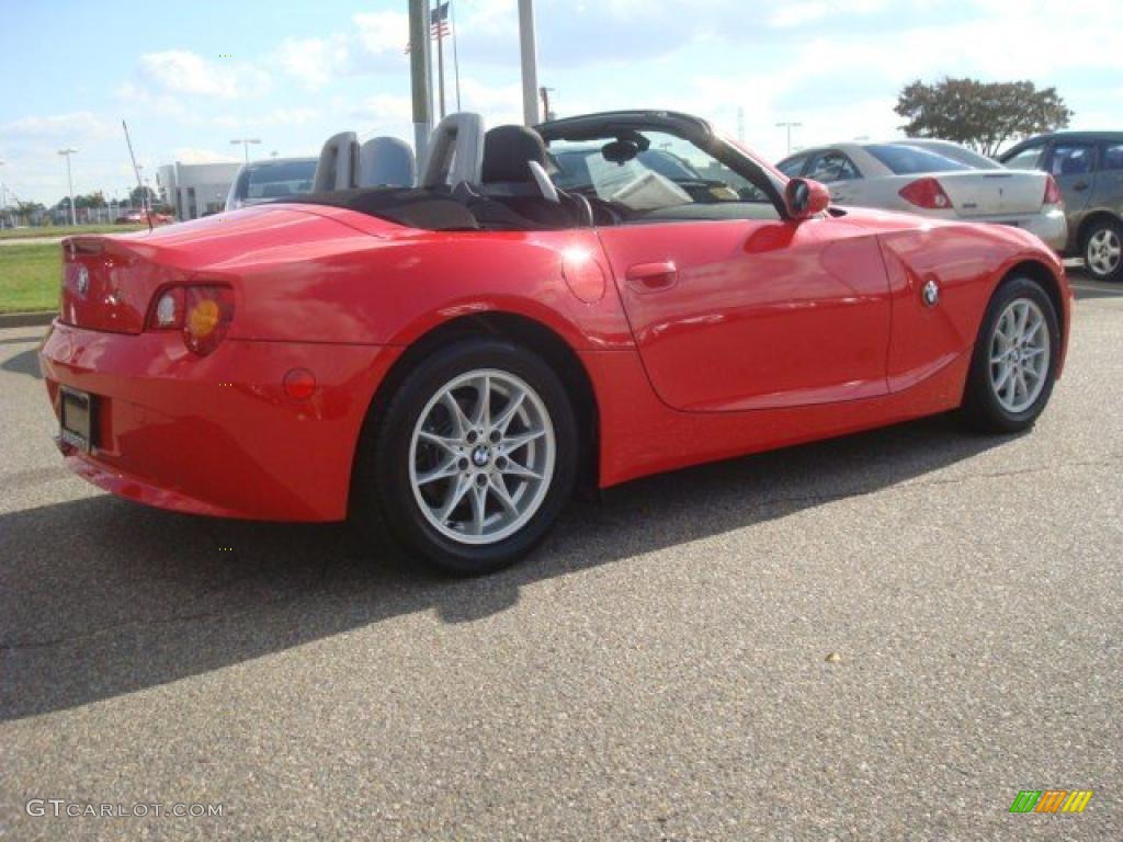 2004 Z4 2.5i Roadster - Bright Red / Black photo #6