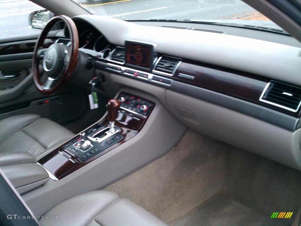 2005 Audi A8 L 4.2 quattro Platinum Dashboard Photo #39406917