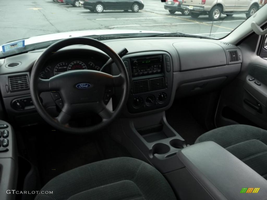 Graphite Interior 2002 Ford Explorer Xlt Photo 39408497