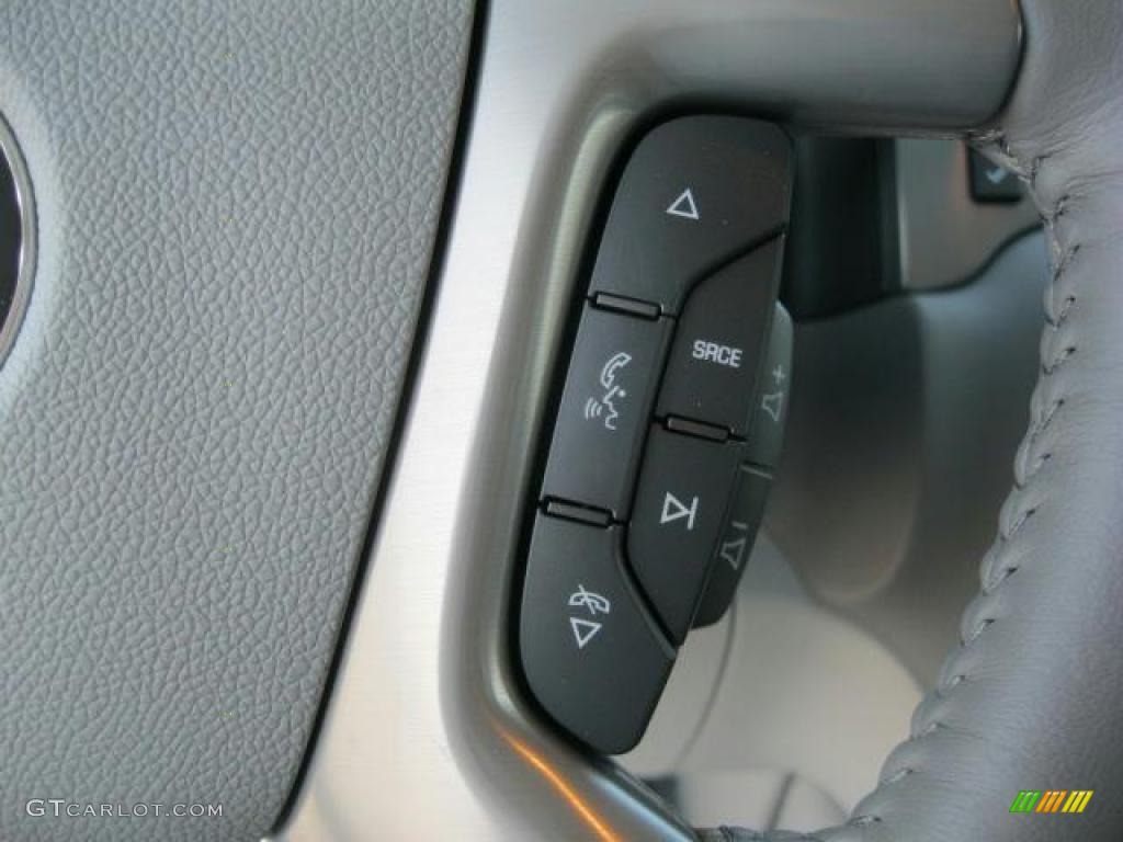 2011 Chevrolet Avalanche LT Controls Photo #39408845