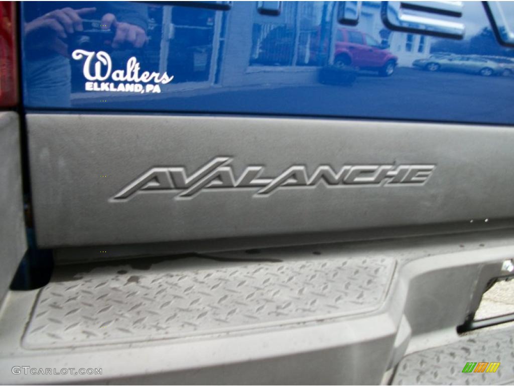 2003 Avalanche 1500 Z71 4x4 - Arrival Blue / Dark Charcoal photo #7