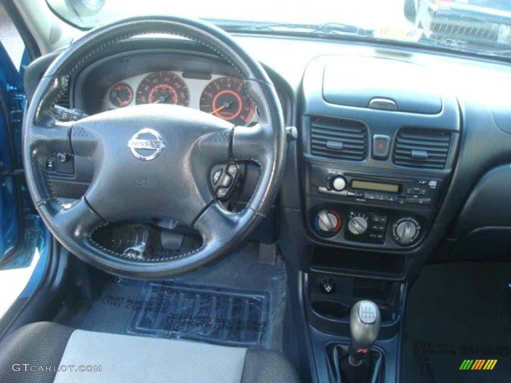 2003 Sentra SE-R - Vibrant Blue Metallic / Stone Gray photo #13