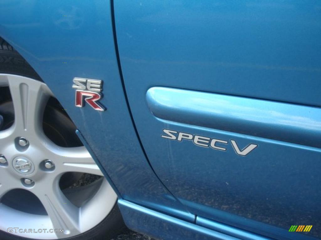 2003 Nissan Sentra SE-R Marks and Logos Photos