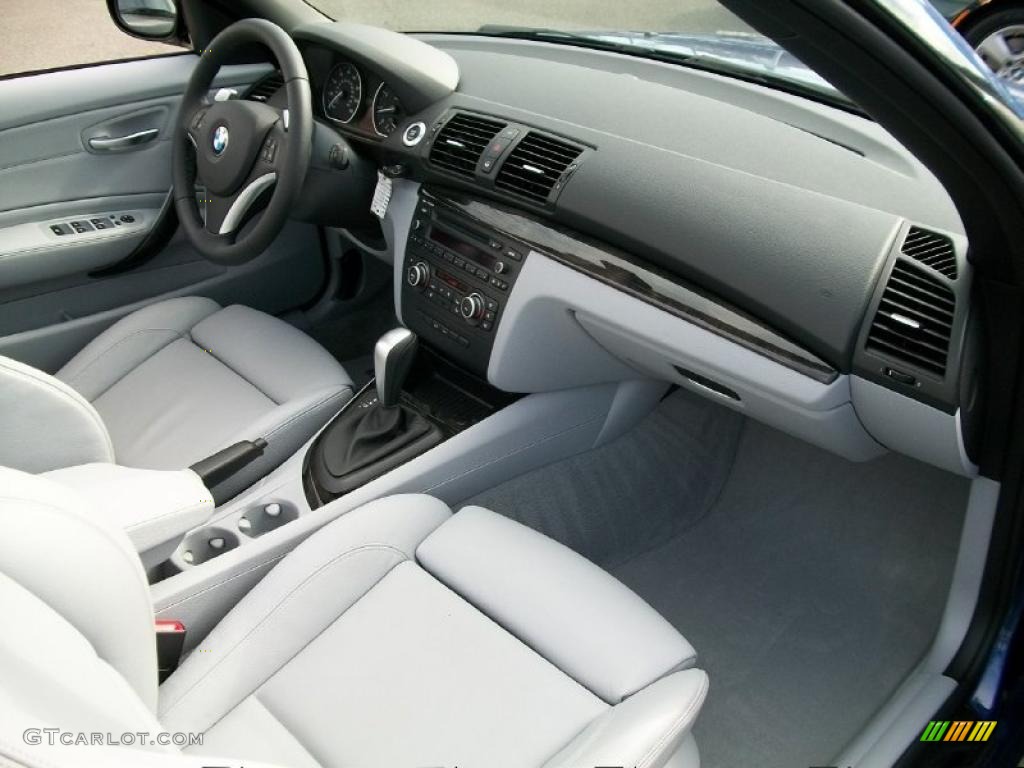 2010 BMW 1 Series 128i Convertible Taupe Dashboard Photo #39410809