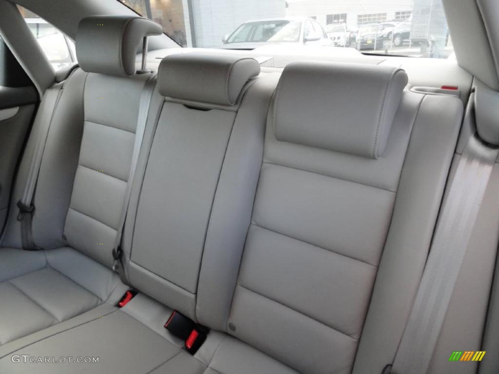 Light Gray Interior 2008 Audi A4 2.0T quattro Sedan Photo #39411321