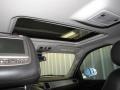 White Diamond - Escalade ESV AWD Photo No. 15