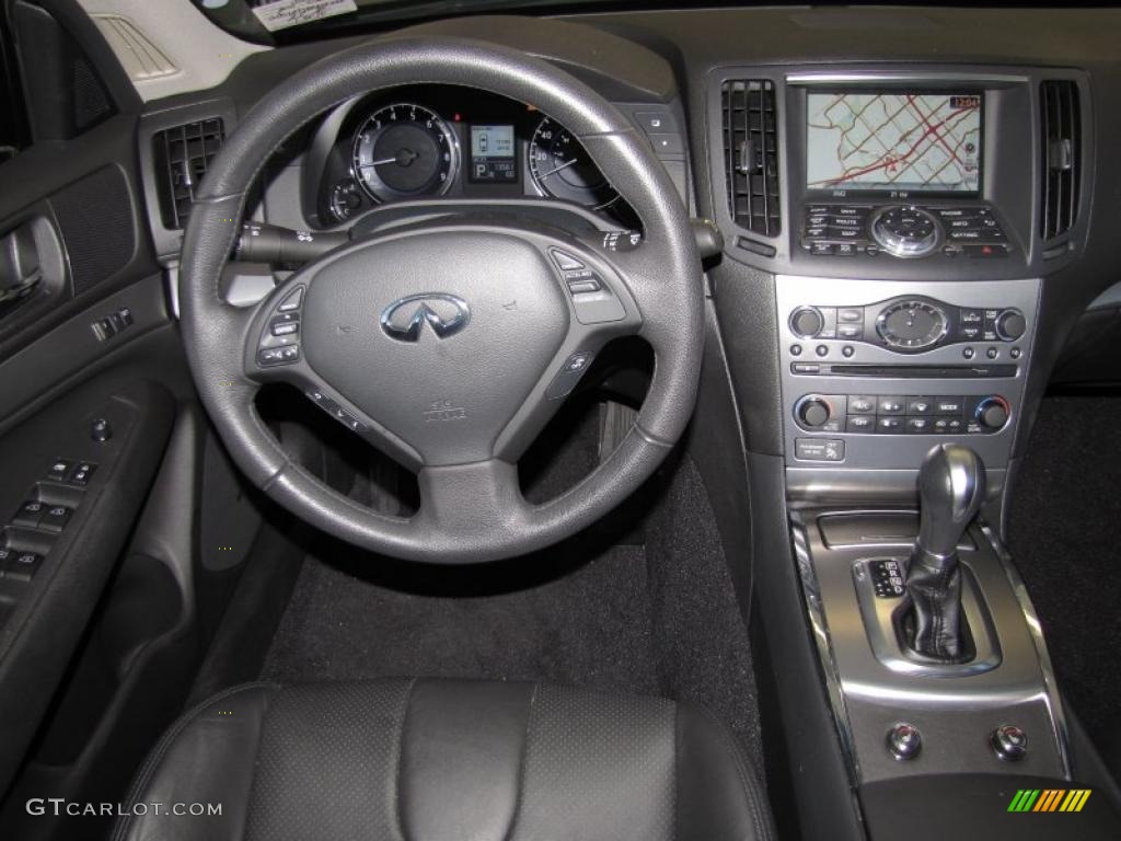 2010 Infiniti G 37 Journey Sedan Controls Photo #39412605