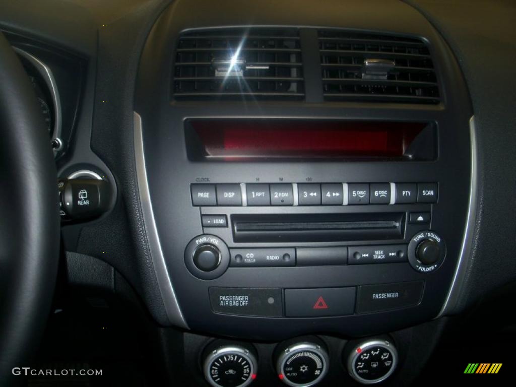 2011 Mitsubishi Outlander Sport ES Controls Photo #39414917
