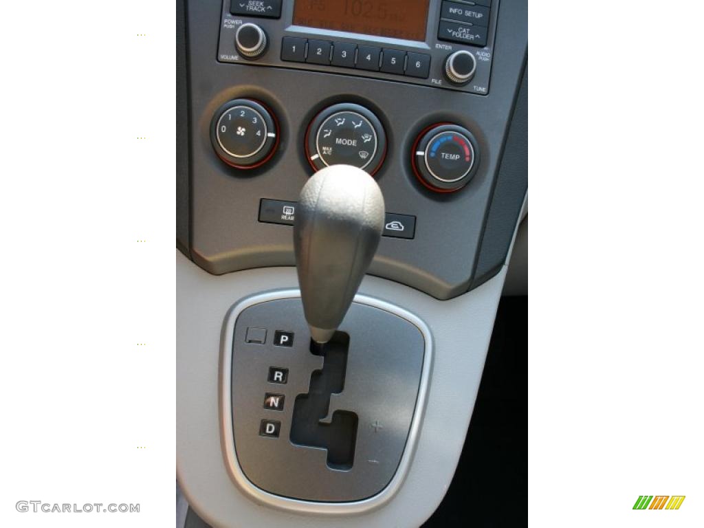 2010 Kia Rondo LX 4 Speed Automatic Transmission Photo #39415159