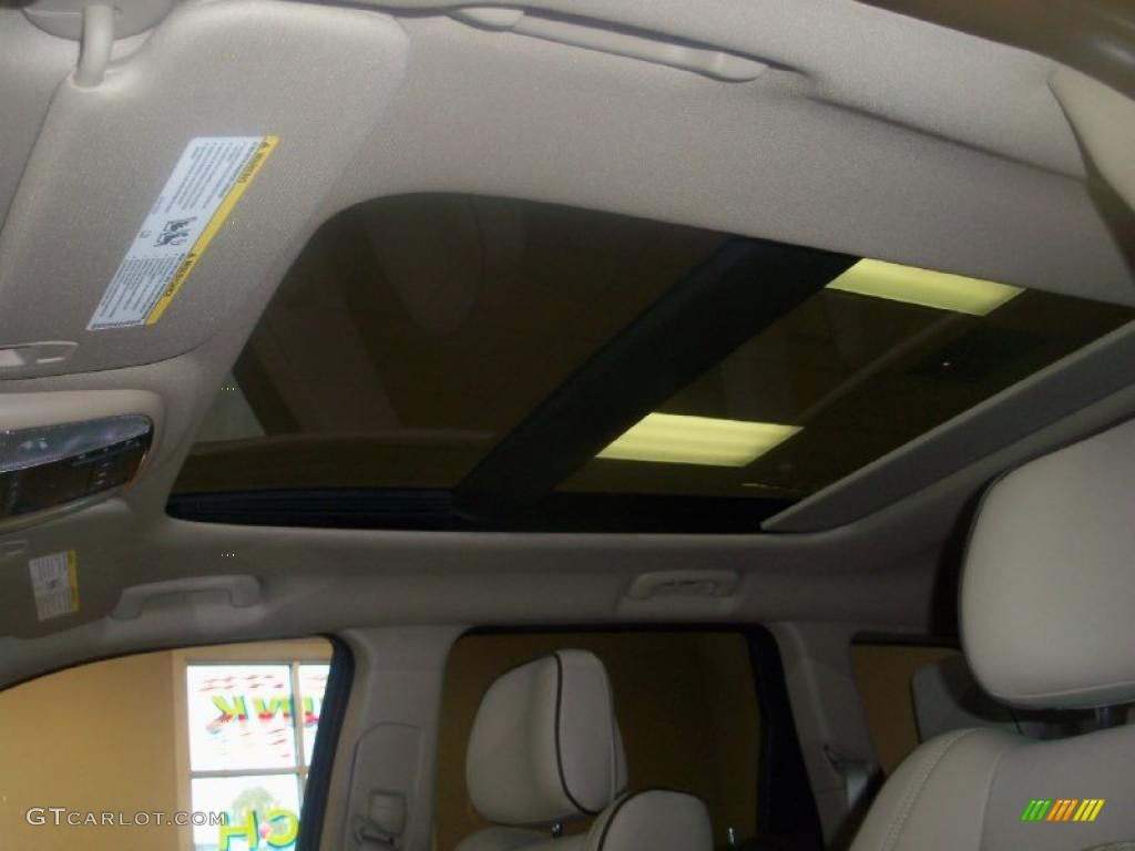 2011 Jeep Grand Cherokee Overland 4x4 Sunroof Photo #39415325