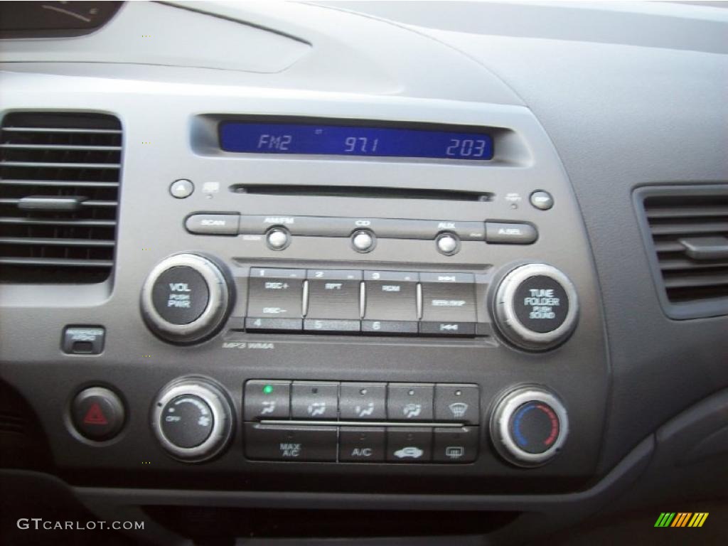 2008 Honda Civic LX Sedan Controls Photo #39416185