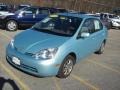 Front 3/4 View of 2002 Prius Hybrid
