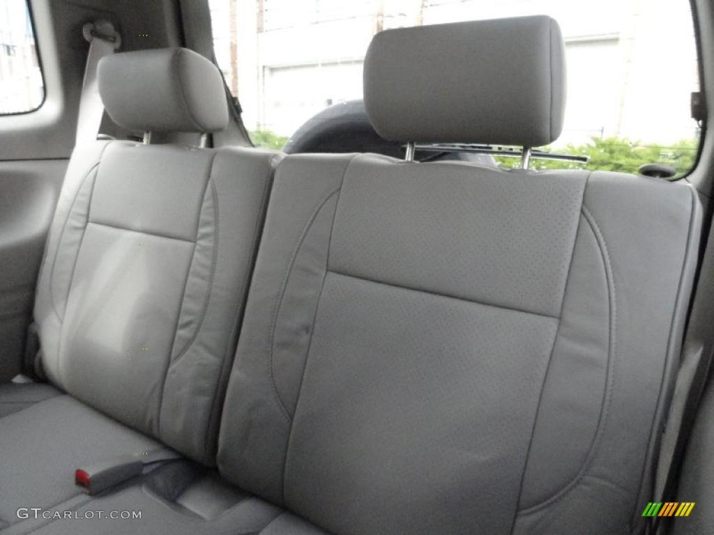 Gray Interior 2003 Suzuki XL7 Touring 4x4 Photo #39417793