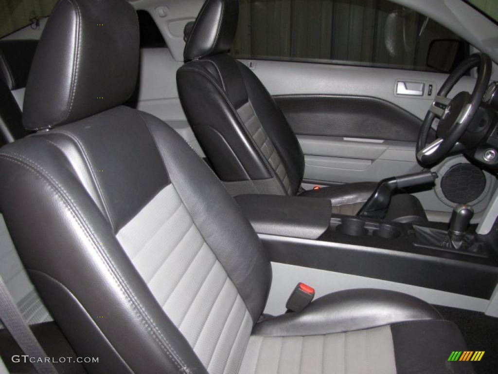 Black/Dove Accent Interior 2007 Ford Mustang GT/CS California Special Coupe Photo #39419337