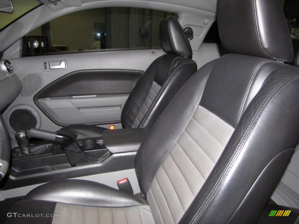 Black/Dove Accent Interior 2007 Ford Mustang GT/CS California Special Coupe Photo #39419377