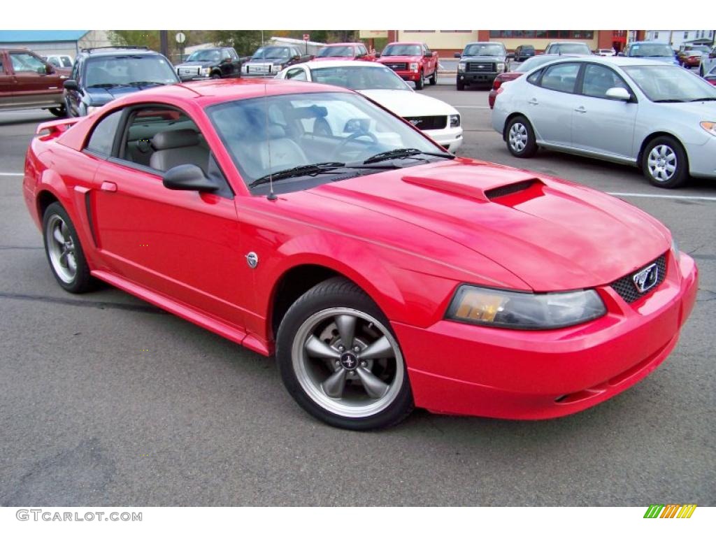 2004 Mustang GT Coupe - Torch Red / Medium Graphite photo #3