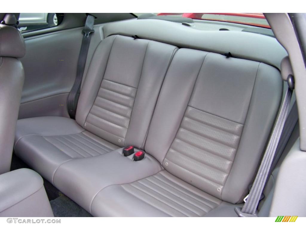 Medium Graphite Interior 2004 Ford Mustang GT Coupe Photo #39420453