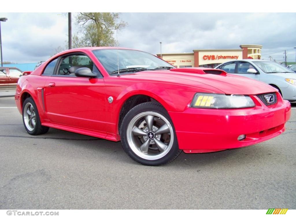 2004 Mustang GT Coupe - Torch Red / Medium Graphite photo #22