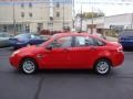 Vermillion Red - Focus SE Sedan Photo No. 2