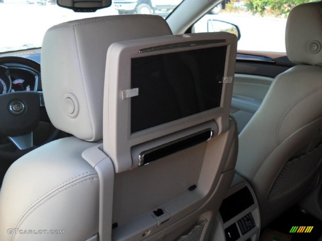 2011 Cadillac SRX FWD Controls Photo #39422006