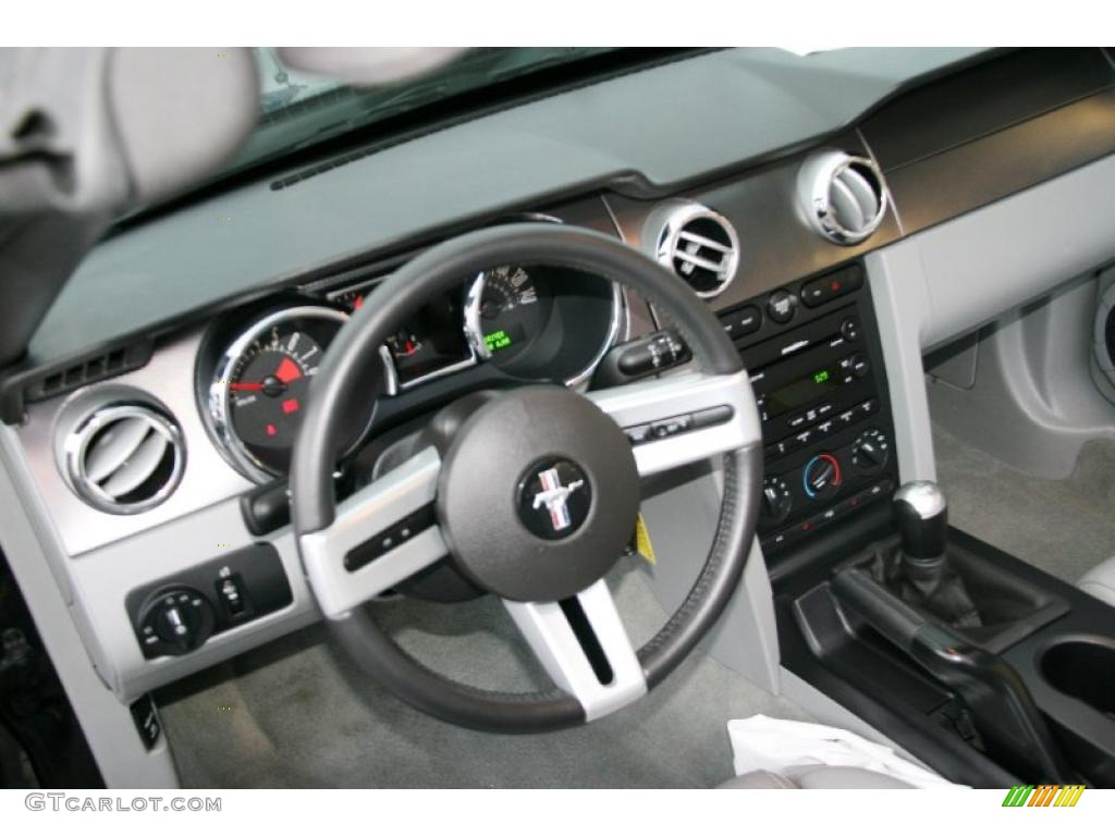 2007 Mustang GT Premium Convertible - Black / Light Graphite photo #12